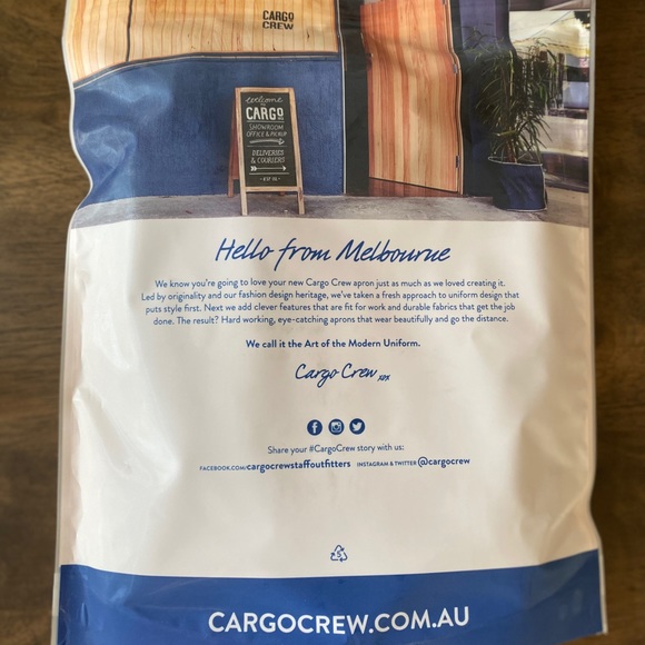 Apron - Picture 2 of 2